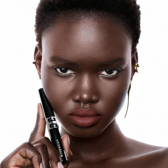 LE ROUGE VELVET MATTE N01 2